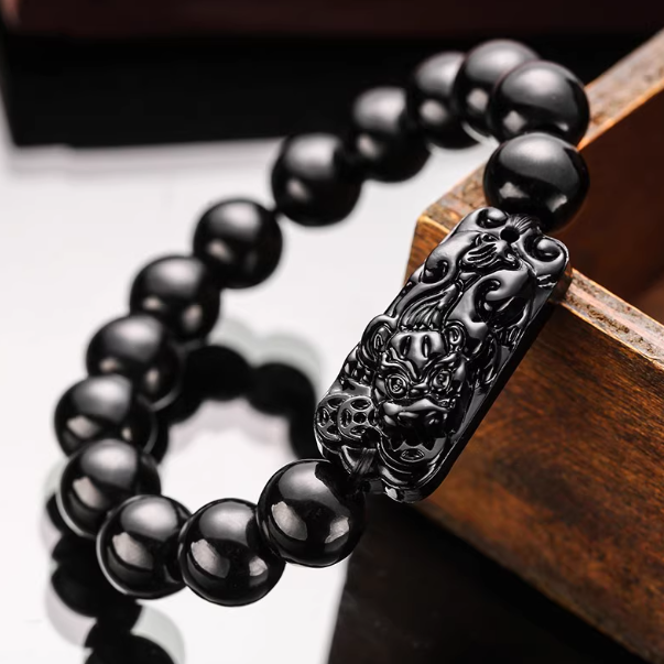 Obsidian Pi Yao Bracelet: The Deep Power of Water, The Fierce Guardian of Wealth