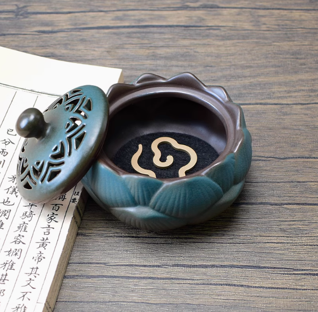 Lotus Ceramic Incense Burner: The Zen of Scent and Serene Growth