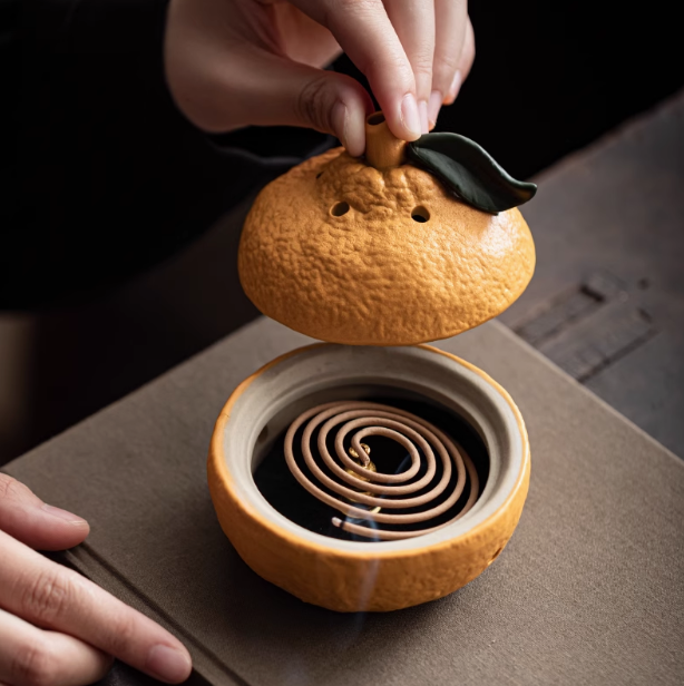 Zen Ceramic Incense Burner: The Art of Scented Living