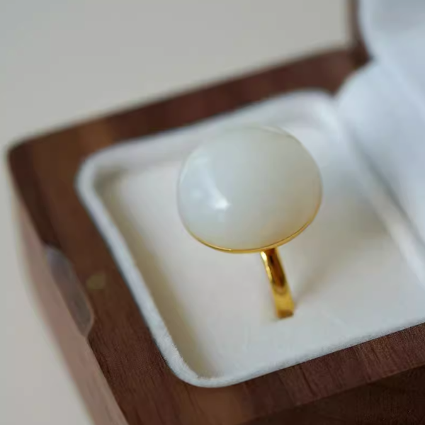 Hetian White Jade Sphere Ring: The Purity of Gold, The Promise of Perfection
