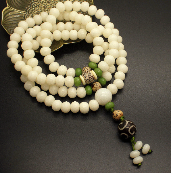 108-Bead White Bodhi Root Mala: Pure Wisdom, Serene Growth